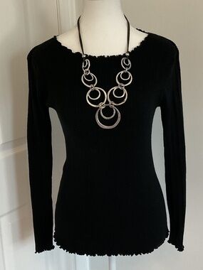 2 FOR $15!  ✨Tagless Scalloped Black Sweater - size S-M